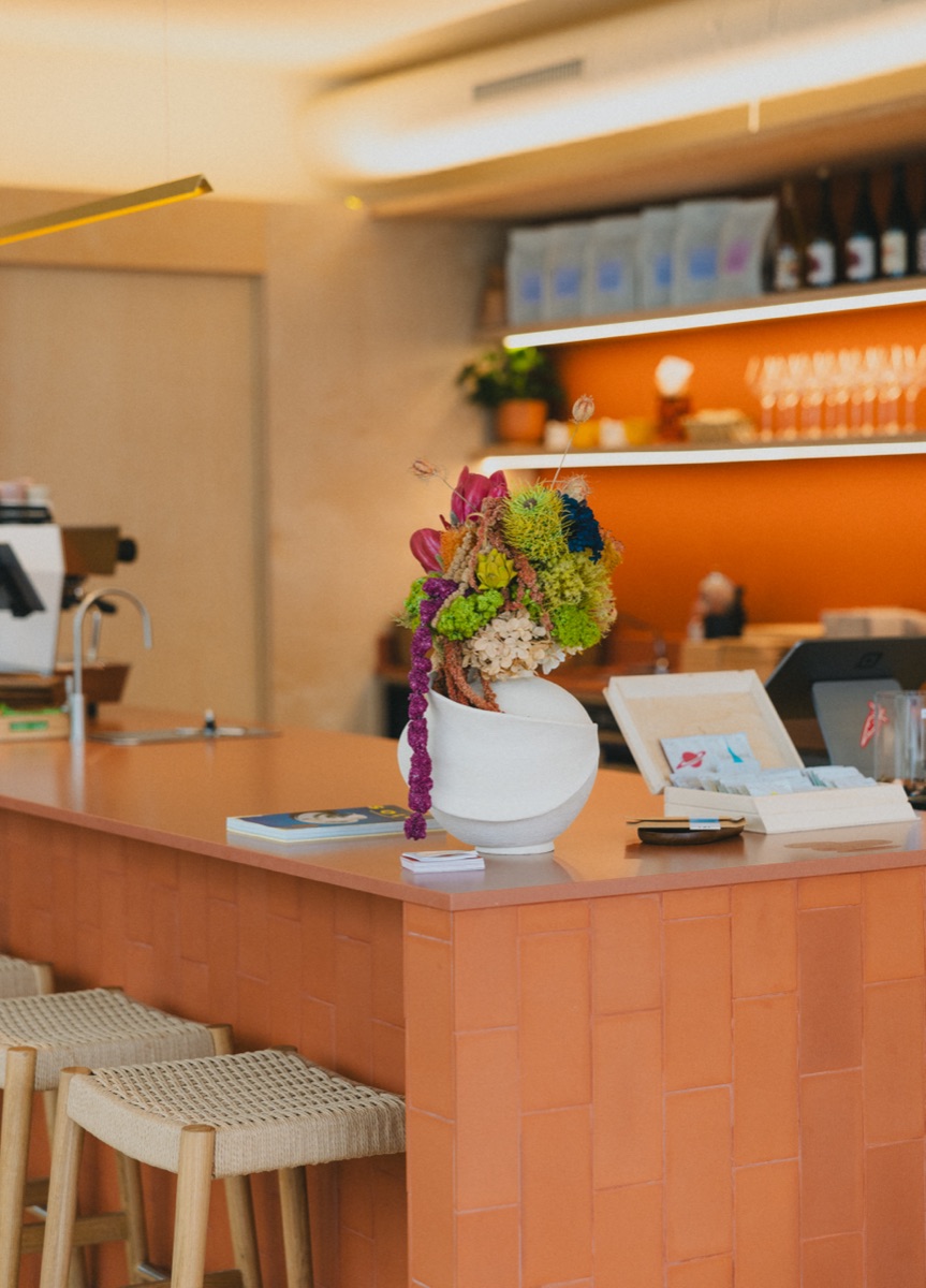 Interior de Dirty Rabbit cafetería specialty coffee Costa Brava